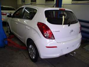 Фаркоп HYUNDAI i20 5 дверей хэчбек 2011 г. Фаркоп HYUNDAI i20 5 дверей хэчбек 2011 г.
